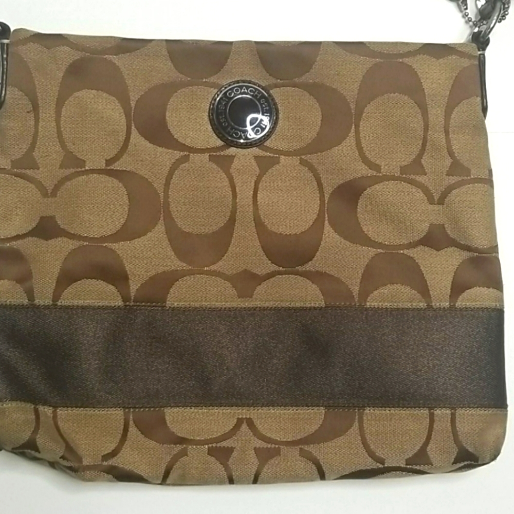 COACH brand Signature Canvas Bag - Picture 2 of 8
